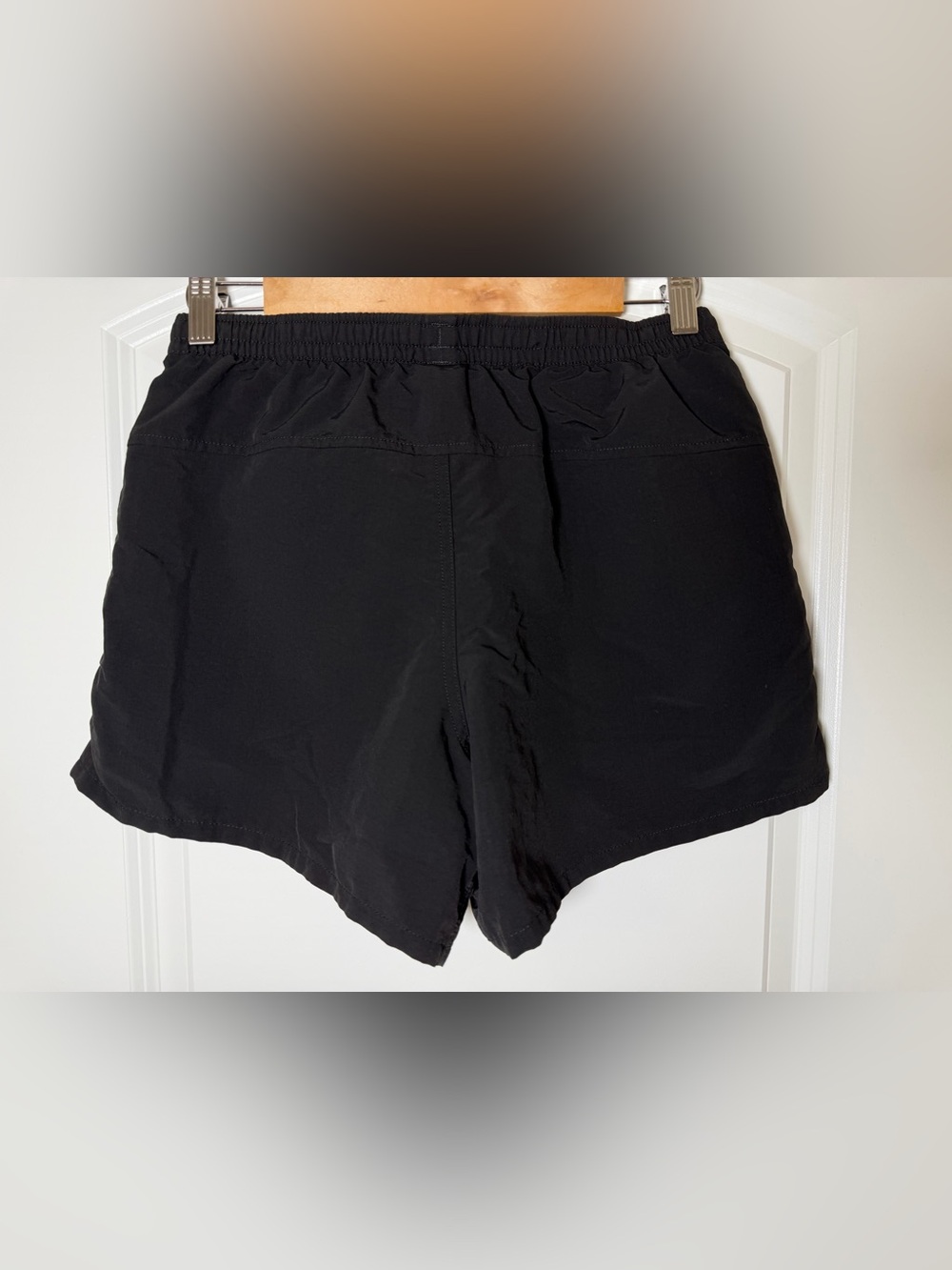 Patagonia Black Athletic Elastic-Waist Unisex Shorts - Picture 4 of 12